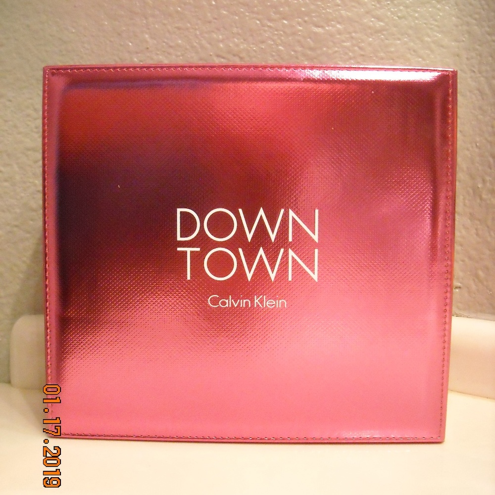 NEW CALVIN KLEIN PINK COSMETIC STORAGE BOX